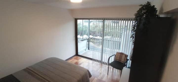 Amplio Departamento Con 2 Comodas